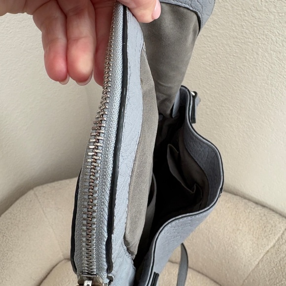 Vince Camuto Leather Boho Crossbody Bag - Picture 6 of 7